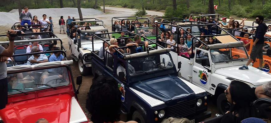 JEEP SAFARI - 2